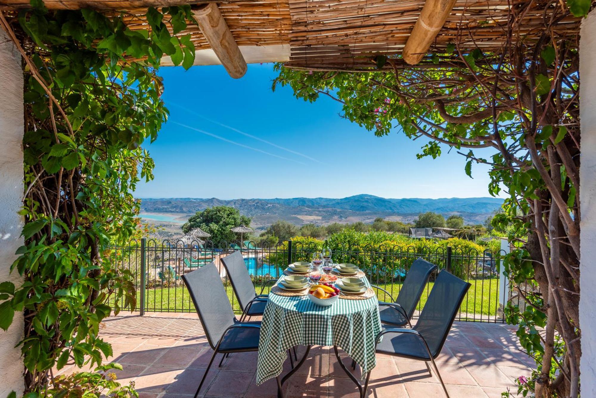 Cantueso Holiday Park Periana Exterior foto